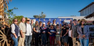 Gestión público-privada entrega apoyo a agricultores de Matilla afectados por mosca de la fruta