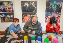 Gran interés en talleres de la muestra «La Tirana: Fe, Devoción y Memoria» en Sala Collahuasi